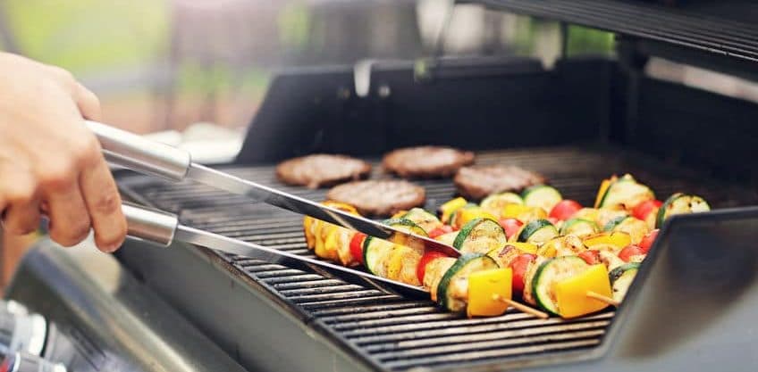 You are currently viewing Why is Grilling Healthier than Frying or Baking?
