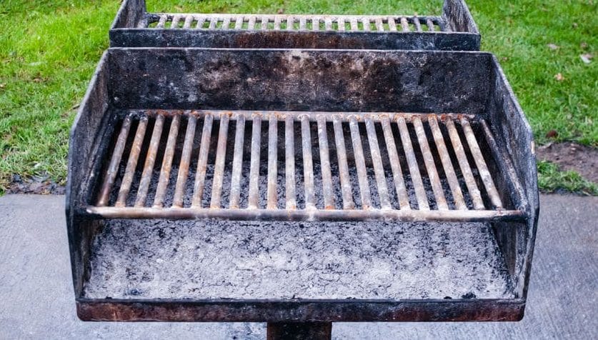 How do you remove rust from cast iron grill grates How To Remove Rust From Cast Iron Grill Grates Organized Work Tips