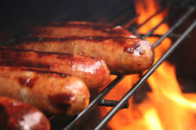 You are currently viewing How Long to Grill Hot Dogs (A Guide to Tasty, Grilled Franks)